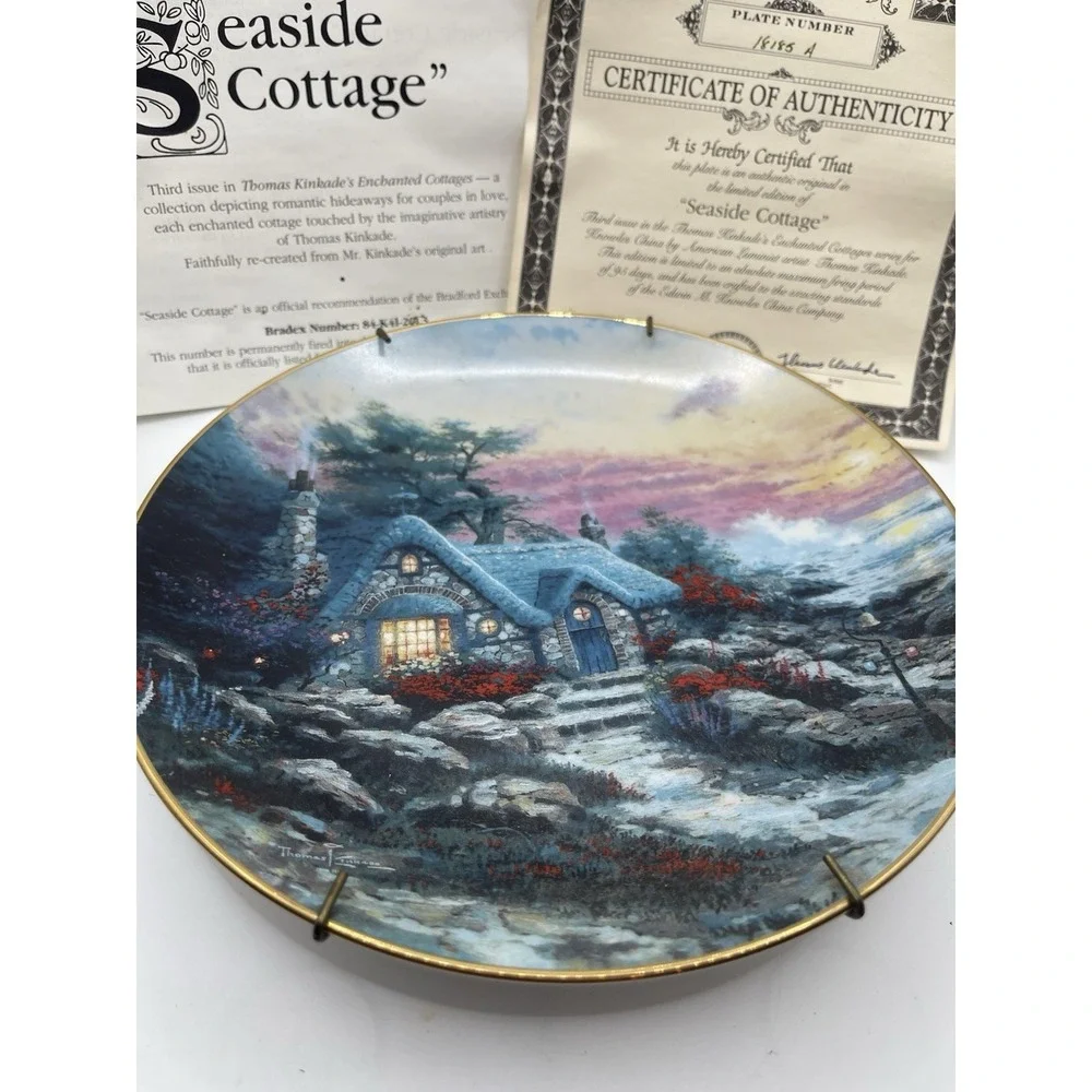 thomas Kinkade's Enchanted Cottages 
